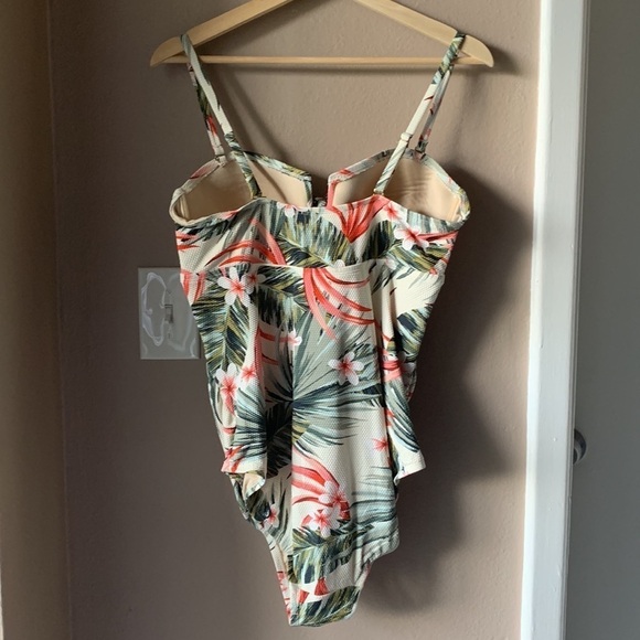 KONA SOL Pique Bandeau High Coverage Tropical Palm One-Piece Swimsuit - Picture 11 of 14